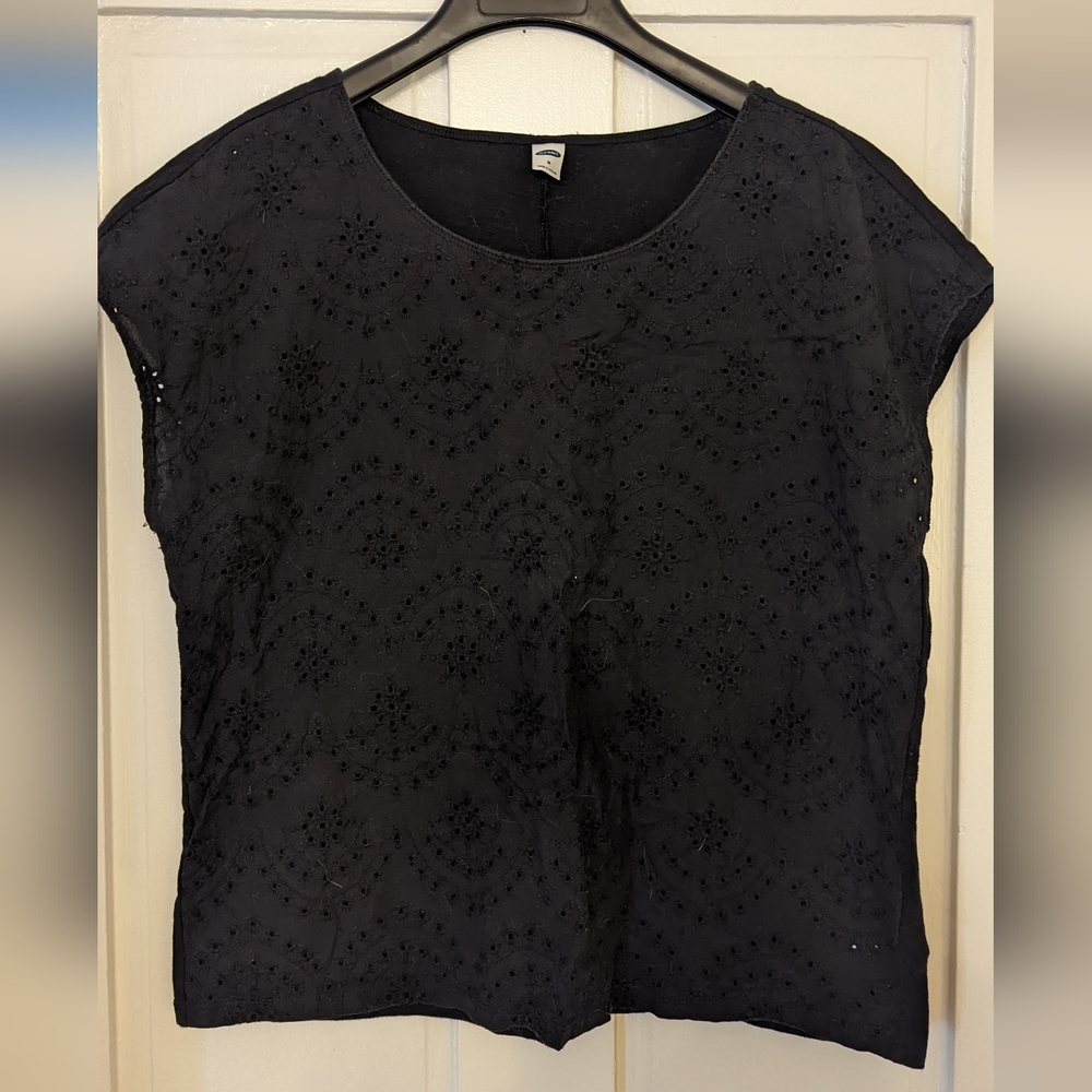 Eyelet cotton tee